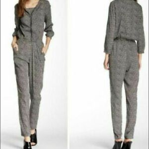 WALTER BAKER Size XS NWT Leopard Animal print Zipper Jumpsuit Jumper